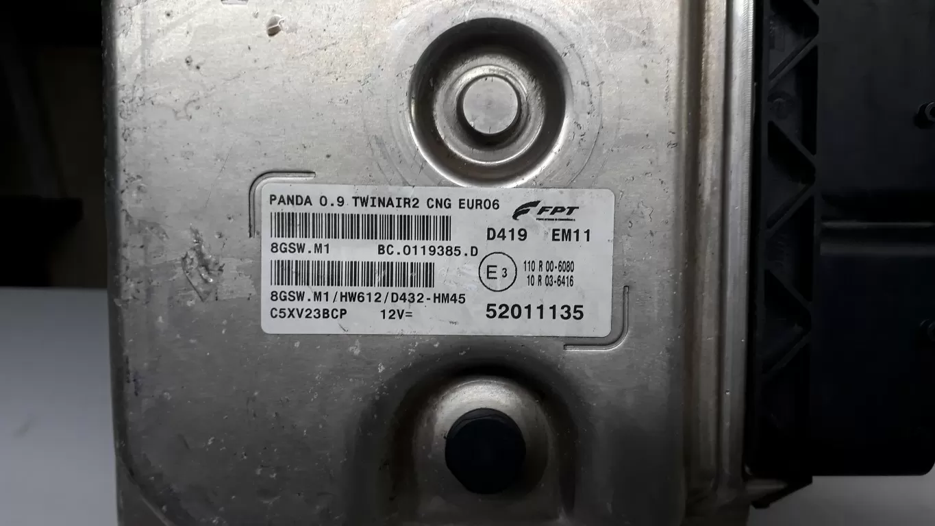 FİAT PANDA MOTOR BEYNI 52011135 8GSW.M1