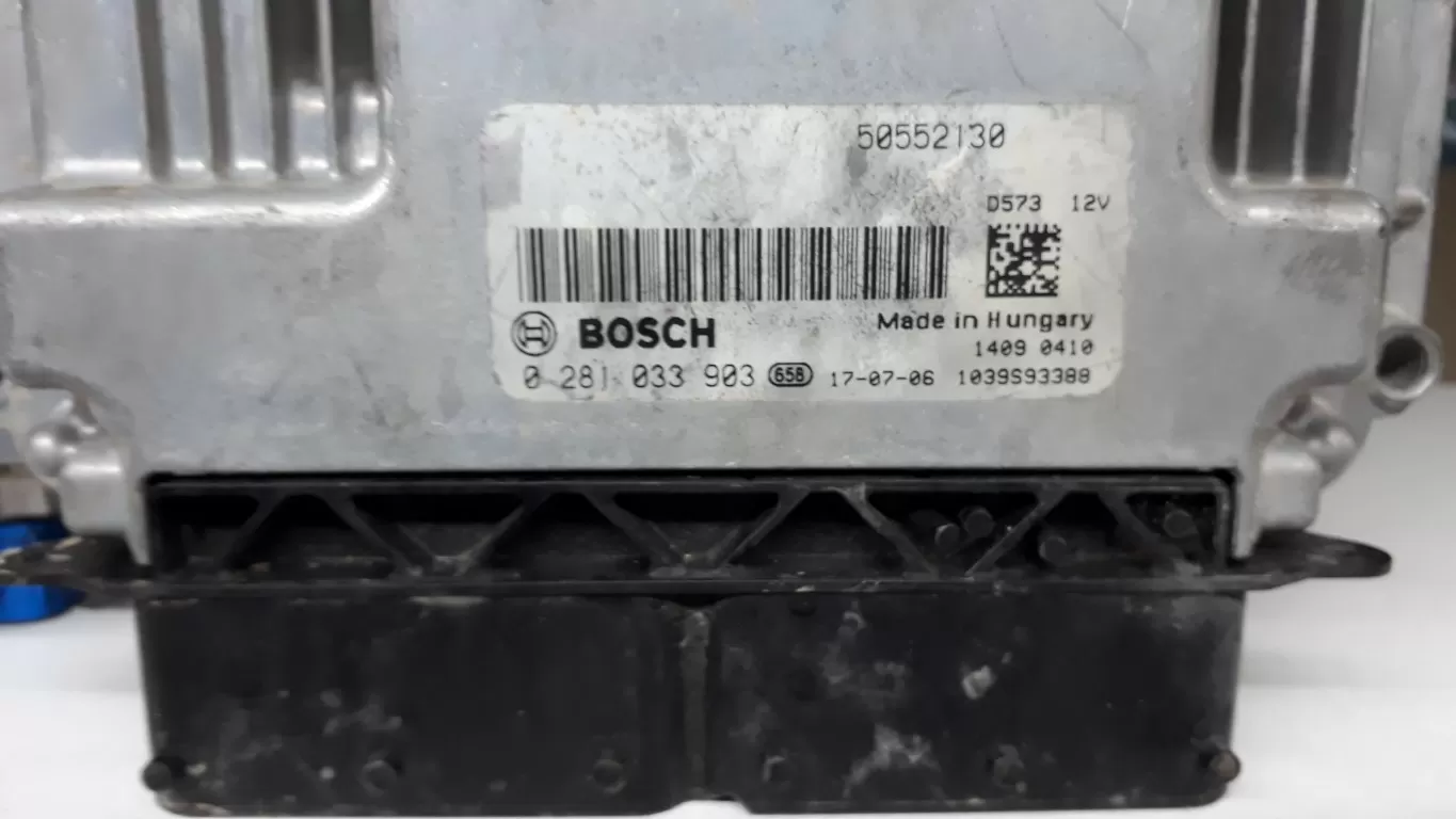 0281033903 50552130