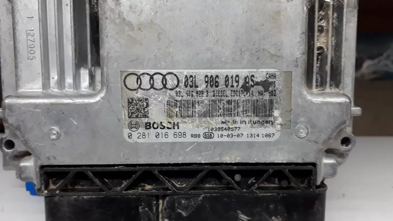 Audi Q5 2.0 TDI Motor Beyni 03L906019AS / 03L906022B 0281016698