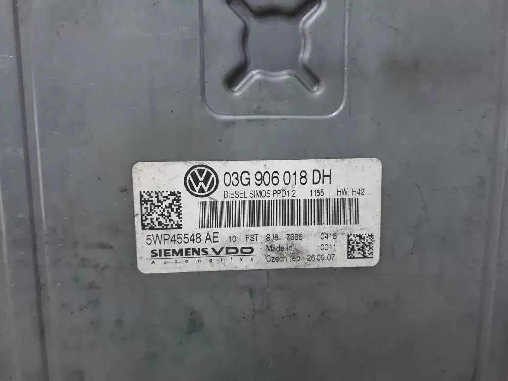 03G906018DH 5WP45548AE AUDI A3 2.0 TDI MOTOR BEYNI