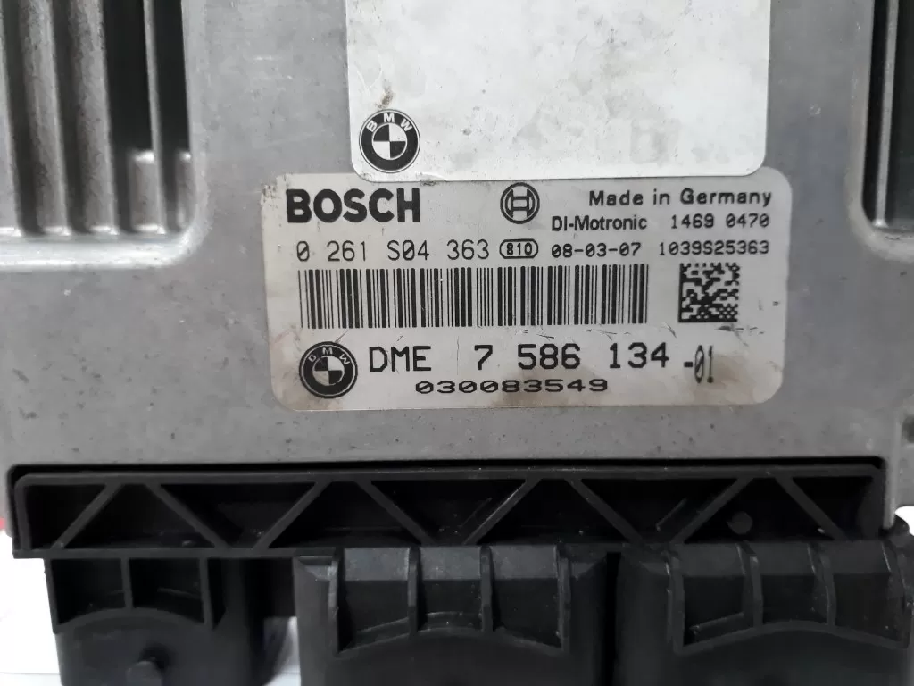 BMW Mini R56 1.6 Litre Turbo Benzinli Motor ECU 7586134 0261S04363