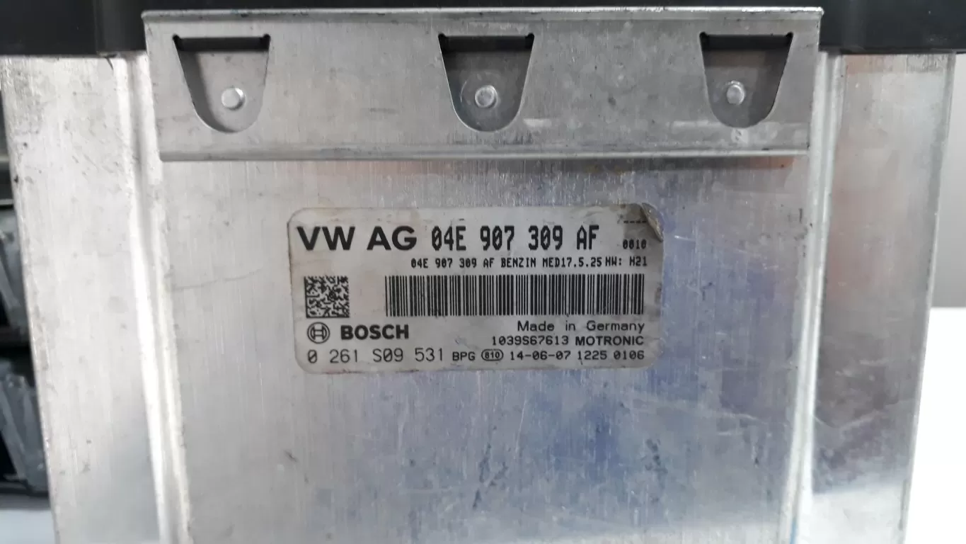 Seat Leon 1.2 TSI 04E907309AF 04E 907 309 AF Bosch 0261S09531 0 261 S09 531 Motor Beyni