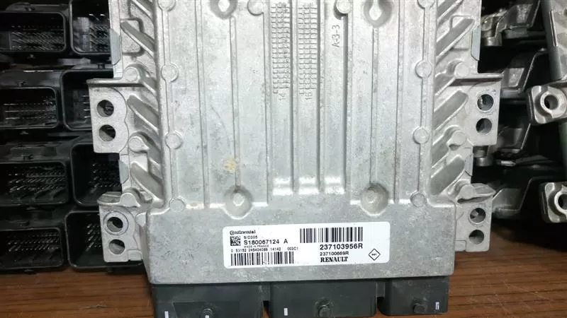 S180067124A SID305 237103956R motor beyni / renault megane