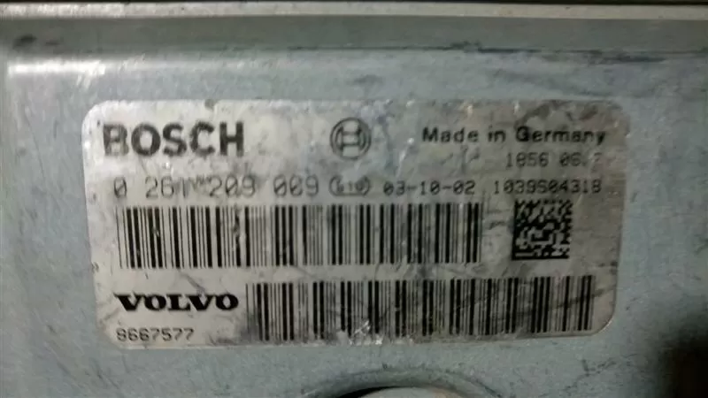 ECU ENGINE CONTROLLER VOLVO S40 V50 T5 2.5 8667577