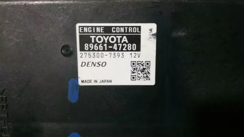 2010 TOYOTA PRIUS 1.8 Hybrid Engine ECU 89661-47280