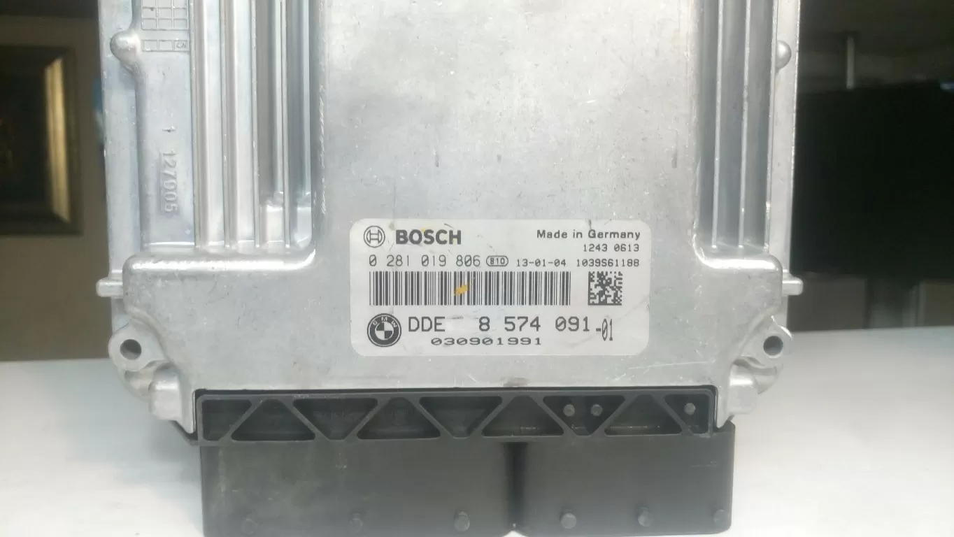 BMW 3 SERİSİ F30 2.0 DİESEL MOTOR BEYNİ 0281019806-8574091
