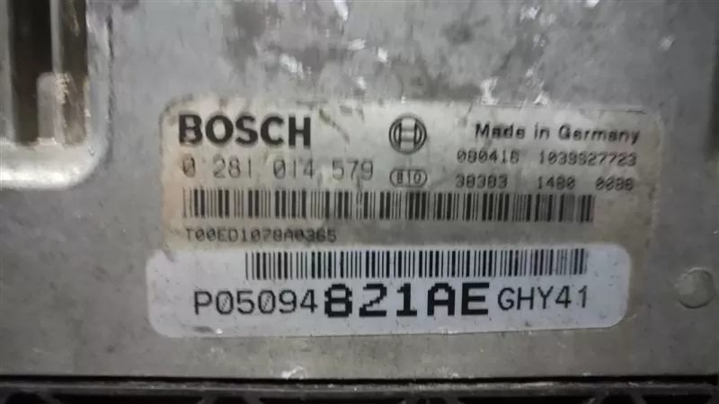 CHEROKEE JEEP MOTOR BEYNİ ECU BOSCH 0281014579