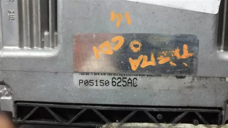 0281018384 P05150625AC KOMPUTER JEEP GRAND