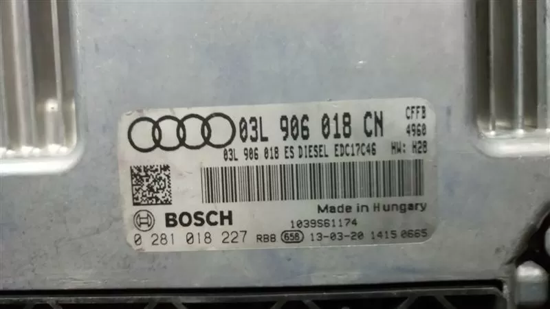 AUDI Q3 2.0 TDI 103KW 0281018227 03L906018CN AUDI MOTOR