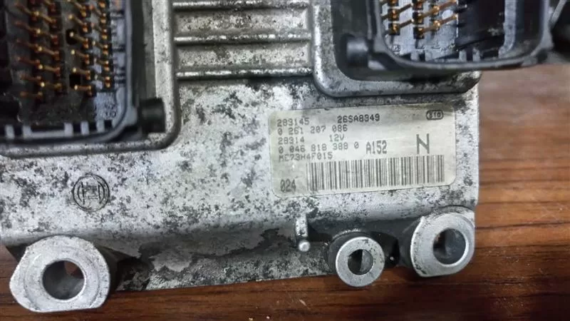 FIAT STİLO MOTOR BEYİN 0261207086 A152