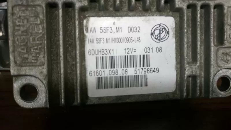 FİAT GRANDE PUNTO MOTOR BEYİNİ IAW 5SF3.M1 5SF3 51798649