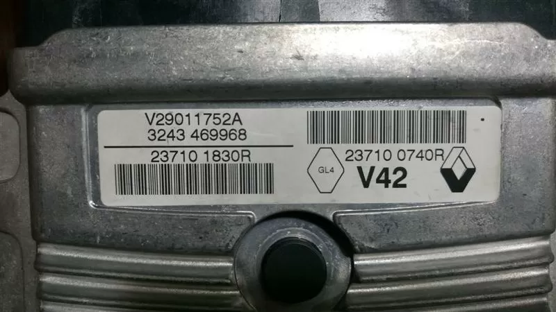 237100740R 237101830R V42 RENO