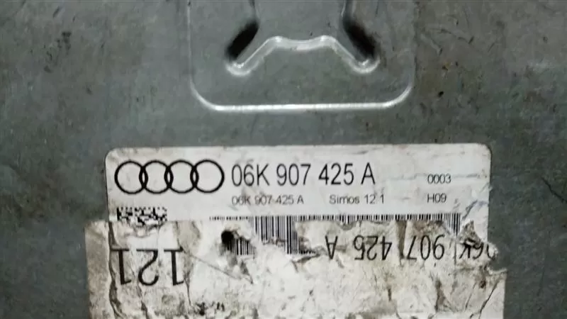 Audi A3 8V 1 8 Tfsi CJs 06K907425A ECU