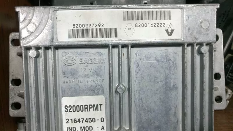 S2000RPMT---8200227292 LAGUNA-MEGANE 2.0