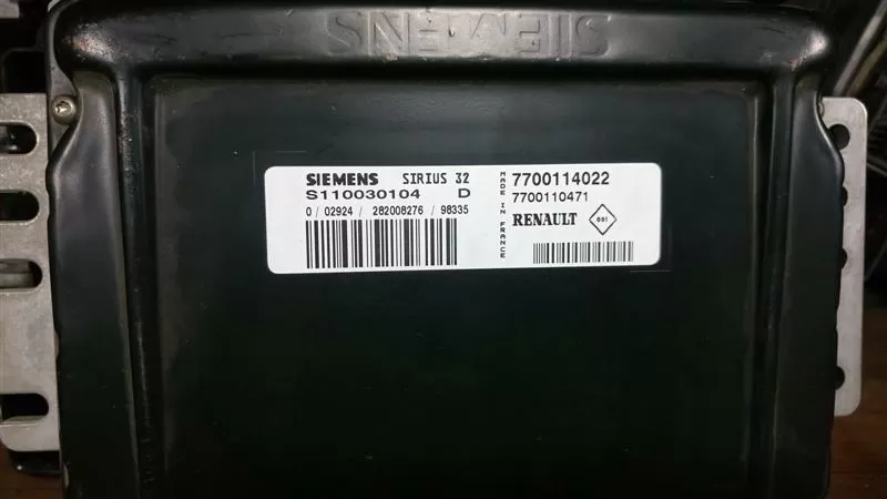 RENAULT 7700114022 Siemens S110030104D