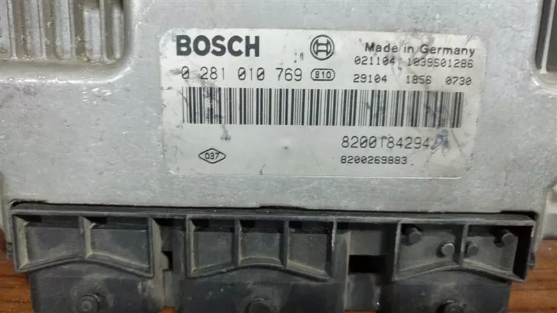 RENAULT 8200184294 Bosch 0281010769 - - ECU