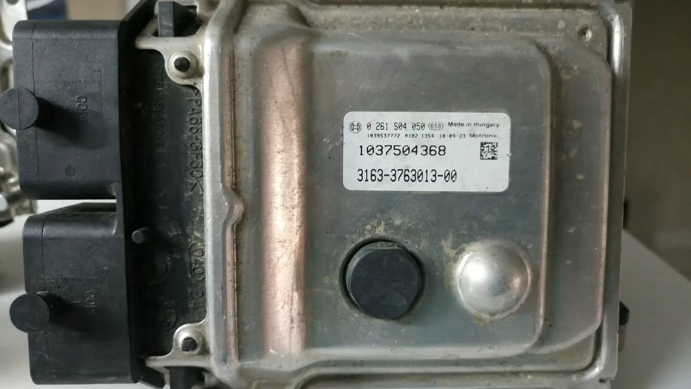 0261S04050 1037504368 3163-3763013-00