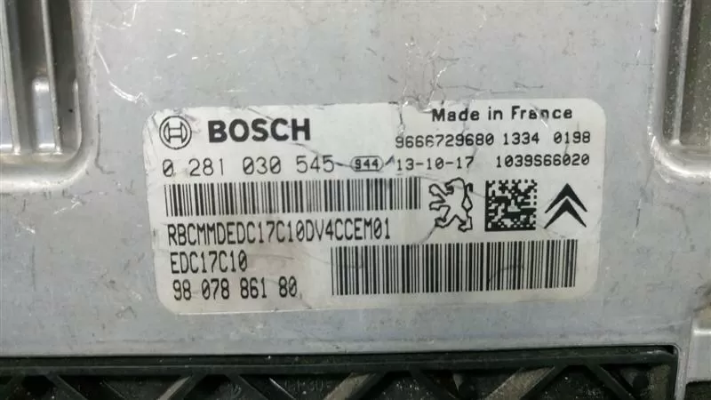 PEUGEOT 208 MOTOR BEYNİ BOSCH 0281030545 EDC17C10