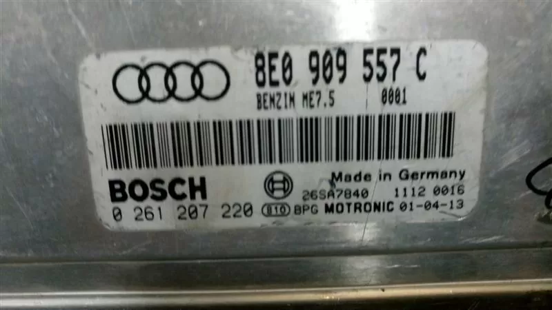 MOTOR BEYİNİ AUDI A4 2.0 TDI 8E0909557C, 8E0 909 557 C 0261207220