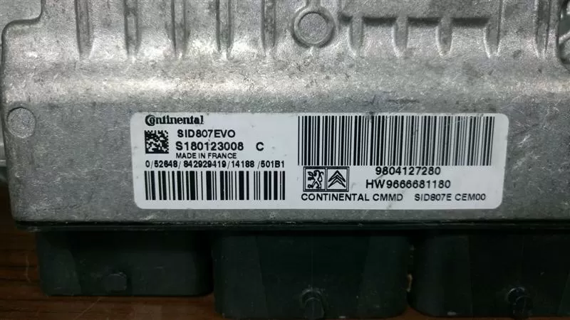 ECU PEUGEOT 508 CITROEN C4 S180123008C SID807EVO .