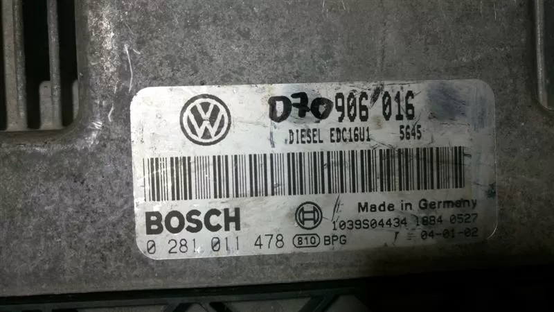 070906016 volkswagen t5 motor beyni̇ 0281010732