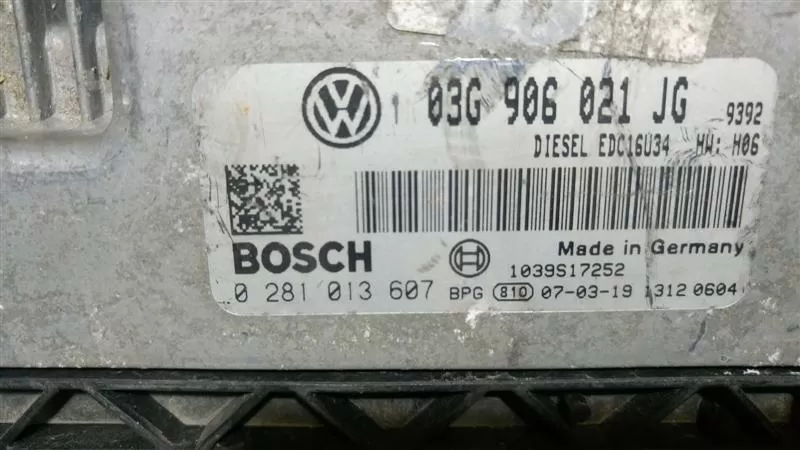 vw golf v 2.0 tdi motor beyni̇ - 0281013607 - 03g906021jg
