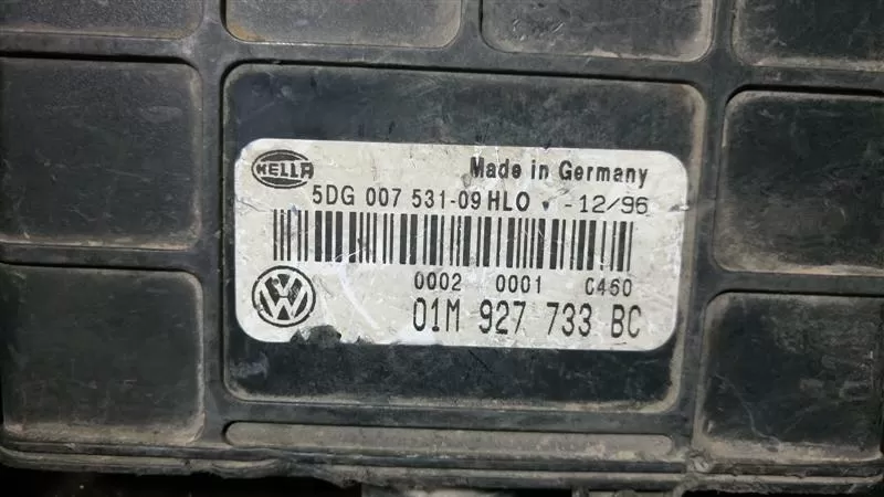 VOLKSWAGEN-VW 01M927733BC HELLA 5DG00753109 – Volkswagen motor beyni