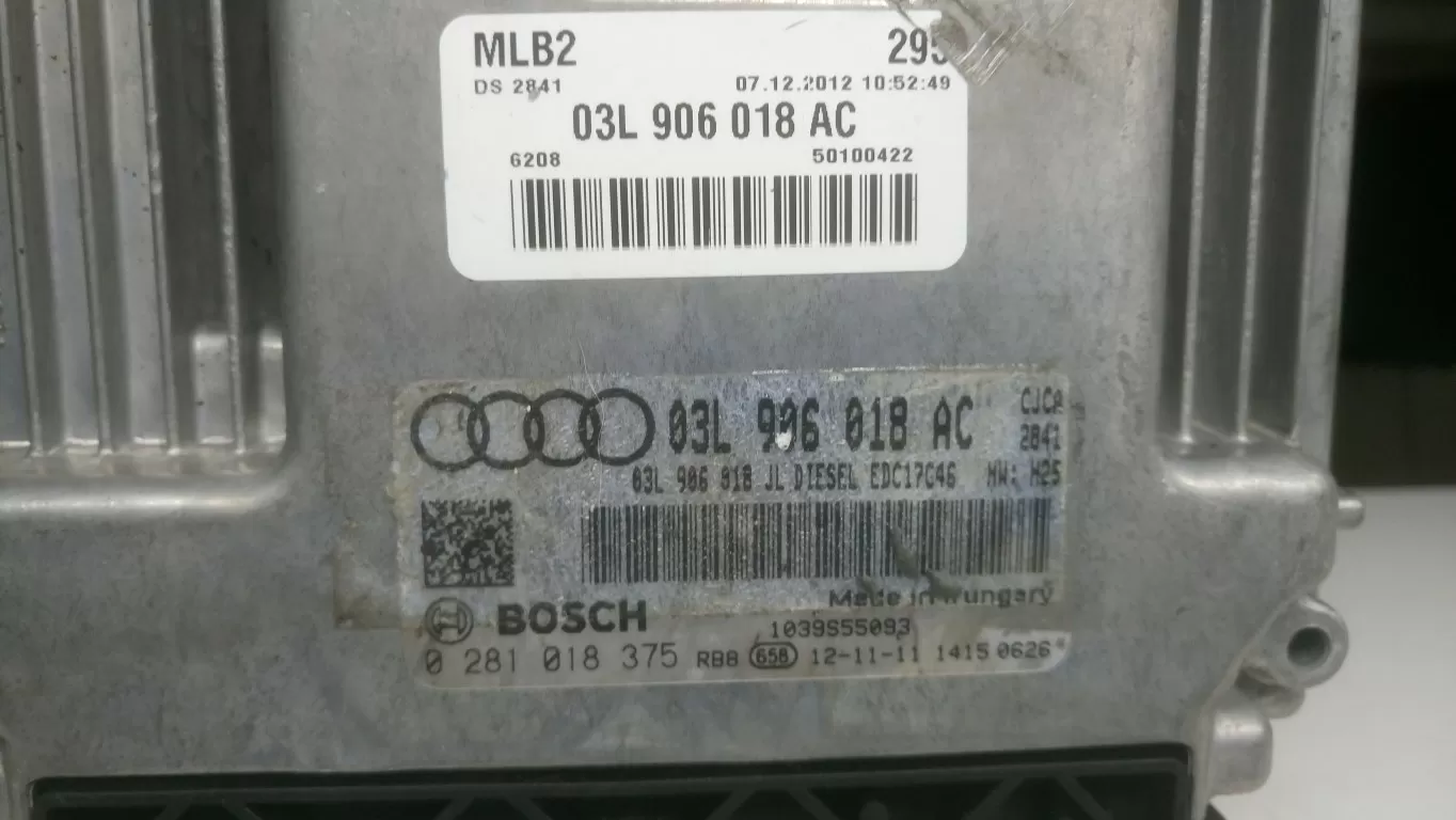 2013 AUDI A4 2.0 TDI ECU 03L906018AC 0281018375 EDC17c46