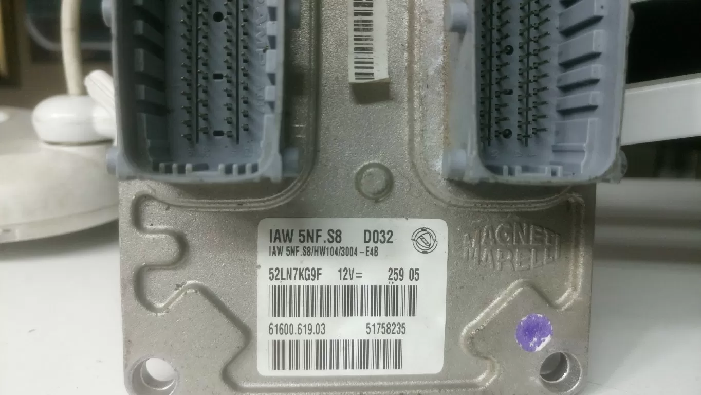 51758235 IAW5NF.S8 fiat
