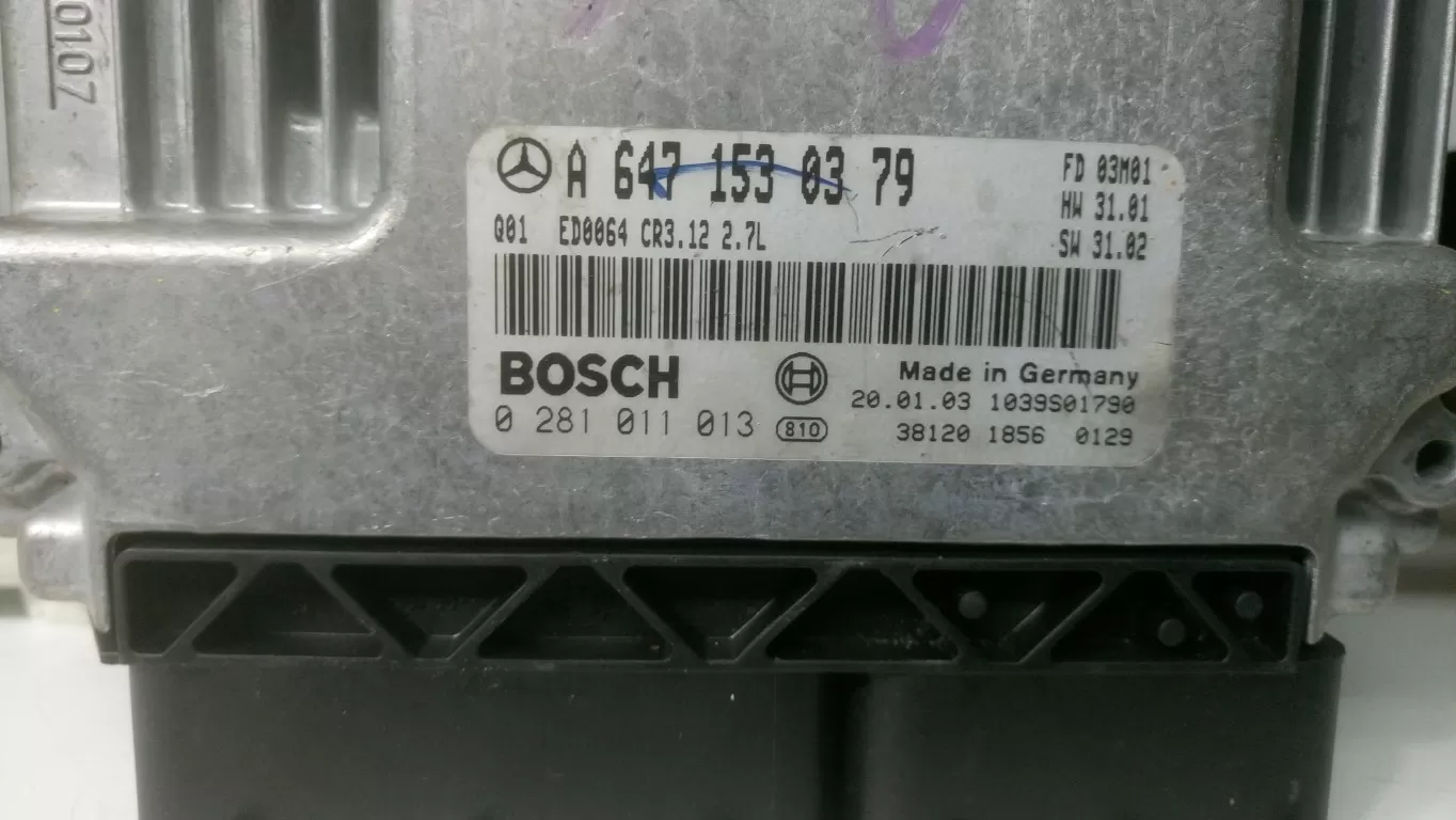 A6471530379 A 647 153 03 79 MOTOR BEYNİ 0281011013 0281 011 013 2.7