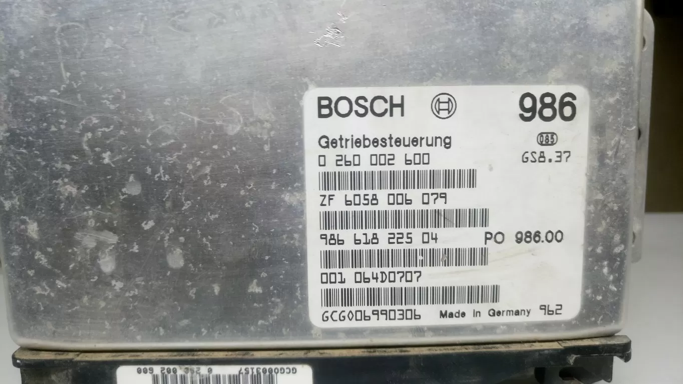 Porsche 986 Boxster OEM Transmission Control Module 0260002600 98661822504