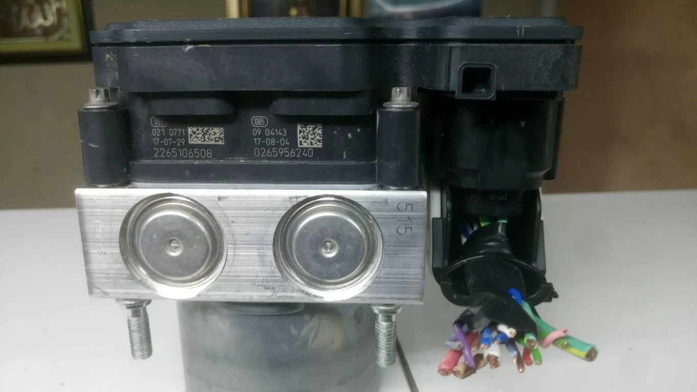 Peugeot Citroen ABS Pump 9822373680 0265956240 2265956240