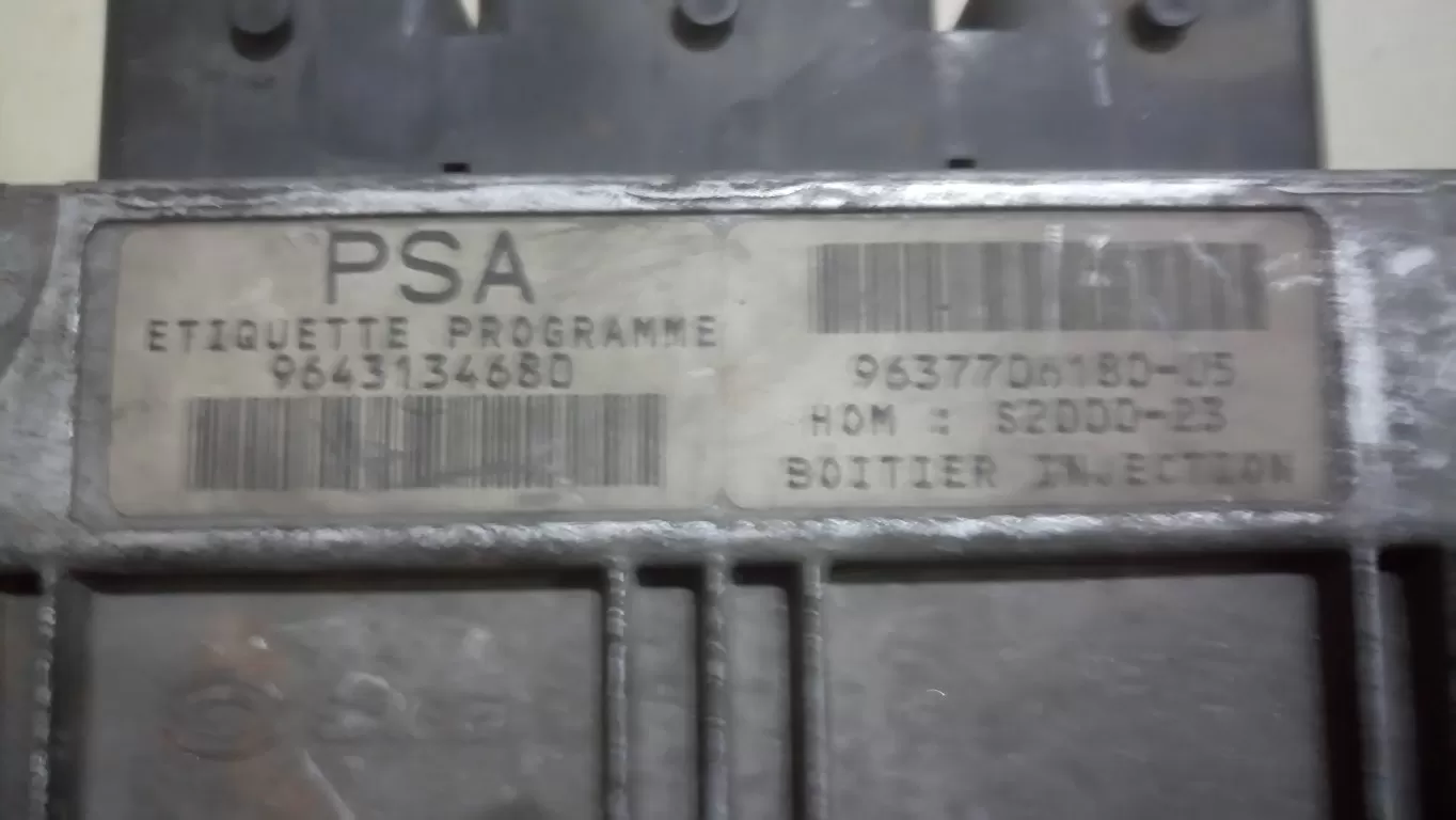 9643134680 9637706180-05 S2000-23 Peugeot 206 Motor Beyni