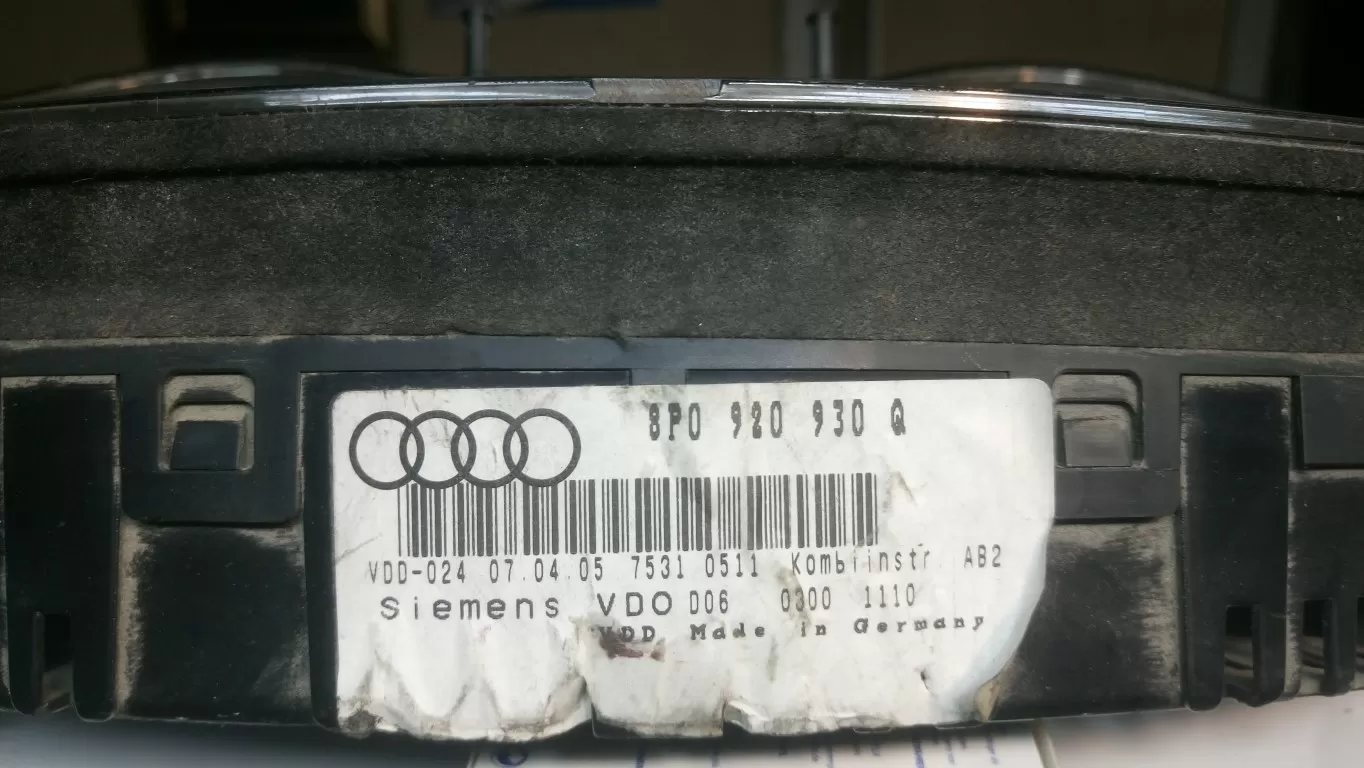 VDO AUDI A3 1.9 TDI - 8P0920930Q 8P0 920 930 Q