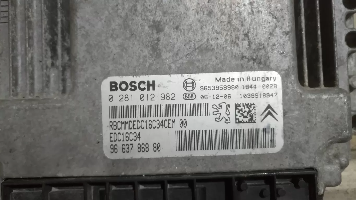 BOSCH 0281012982 658 EDC16C34 9665091180 9653958980 1039S20159 – Citroën motor beyni