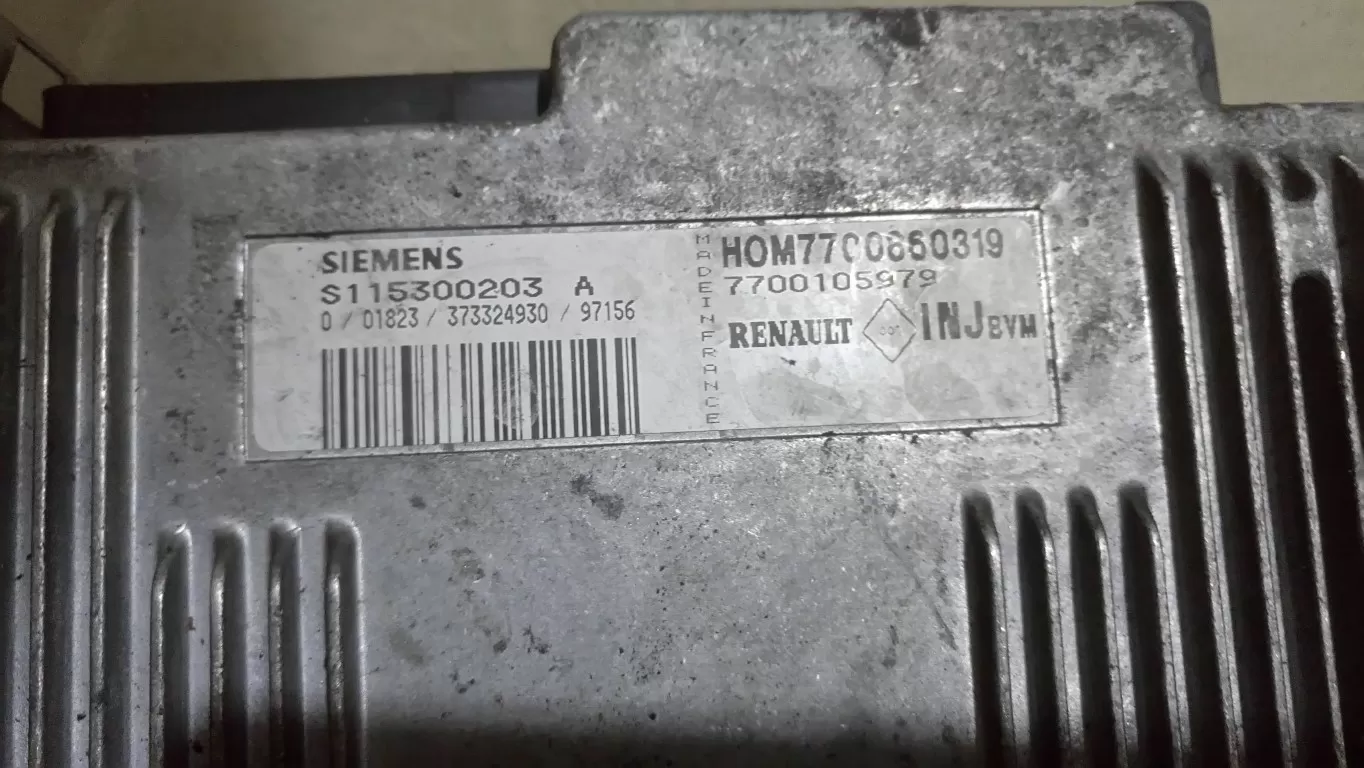 RENAULT MEGAN 1 MOTOR BEYNİ HOM7700860319 İMMO OF YAPILIR