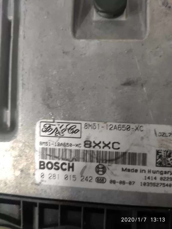 Ford Focus 1.6 TDCi ECU 8M5112A650XC 0281015242 8m51-12a650-xc