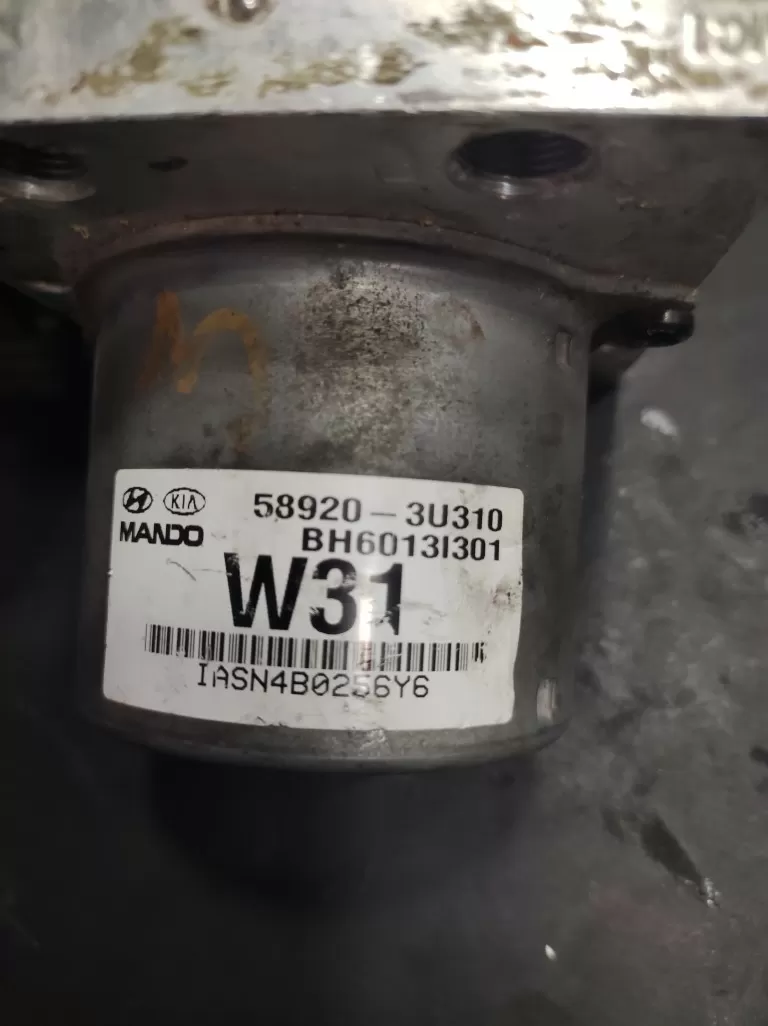 58920-3U310 . BE60031323. KIA SPORTAGE ABS BEYNI 5WY7F43E BH6013L301