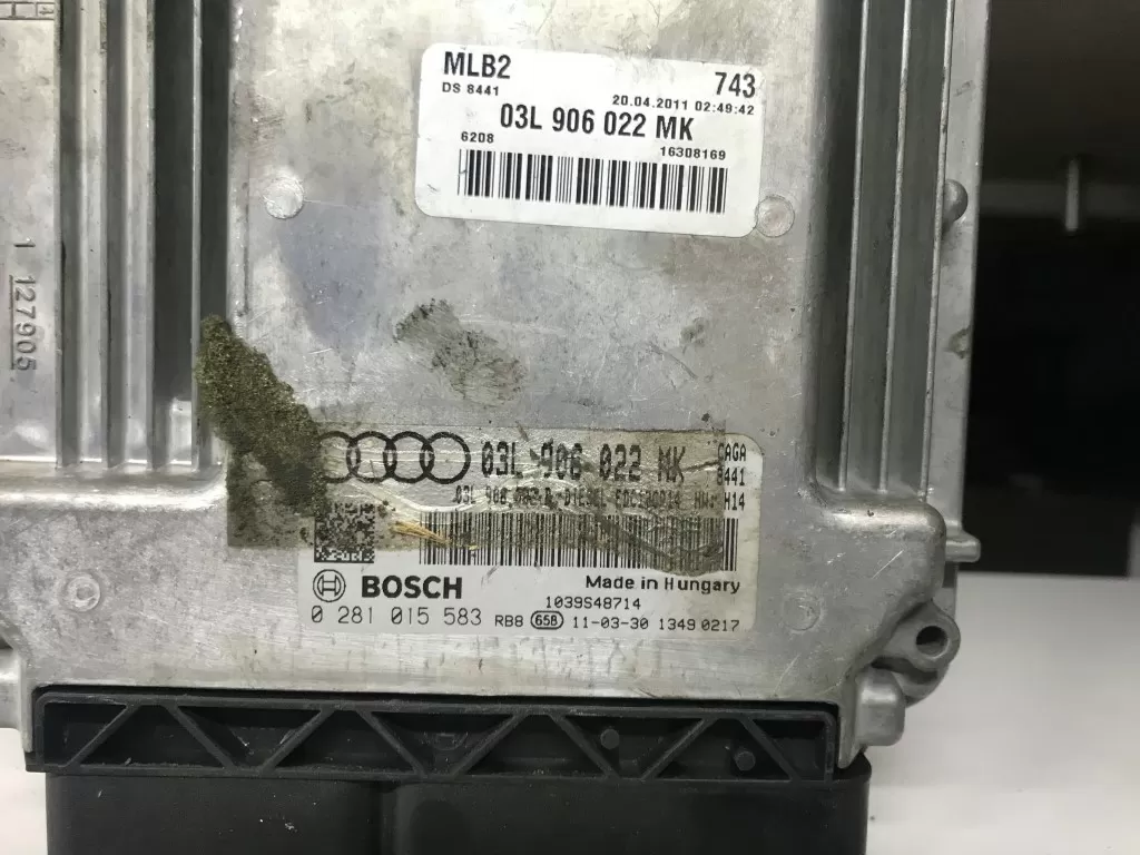 AUDI A4 A5 MOTOR BEYNI 03L 906 022 MK-03L906022MK-0281015583-EDC