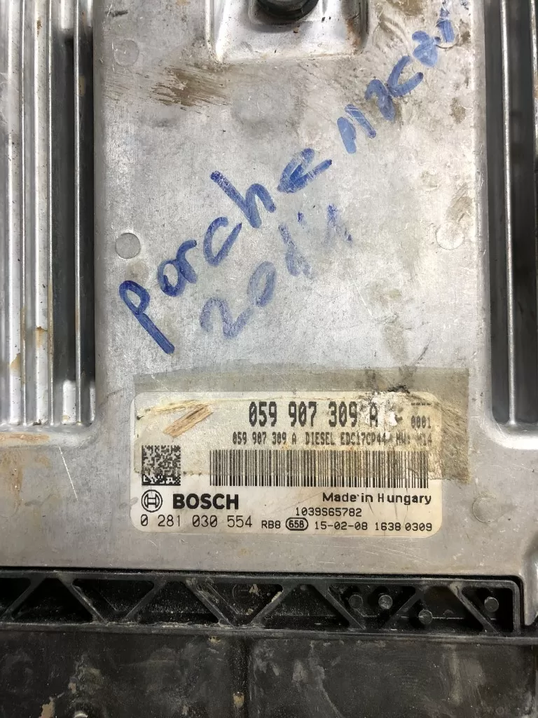 Porsche Macan ECU 0281030554 059907309A EDC17CP44 0281 030 554 059 907 309 A
