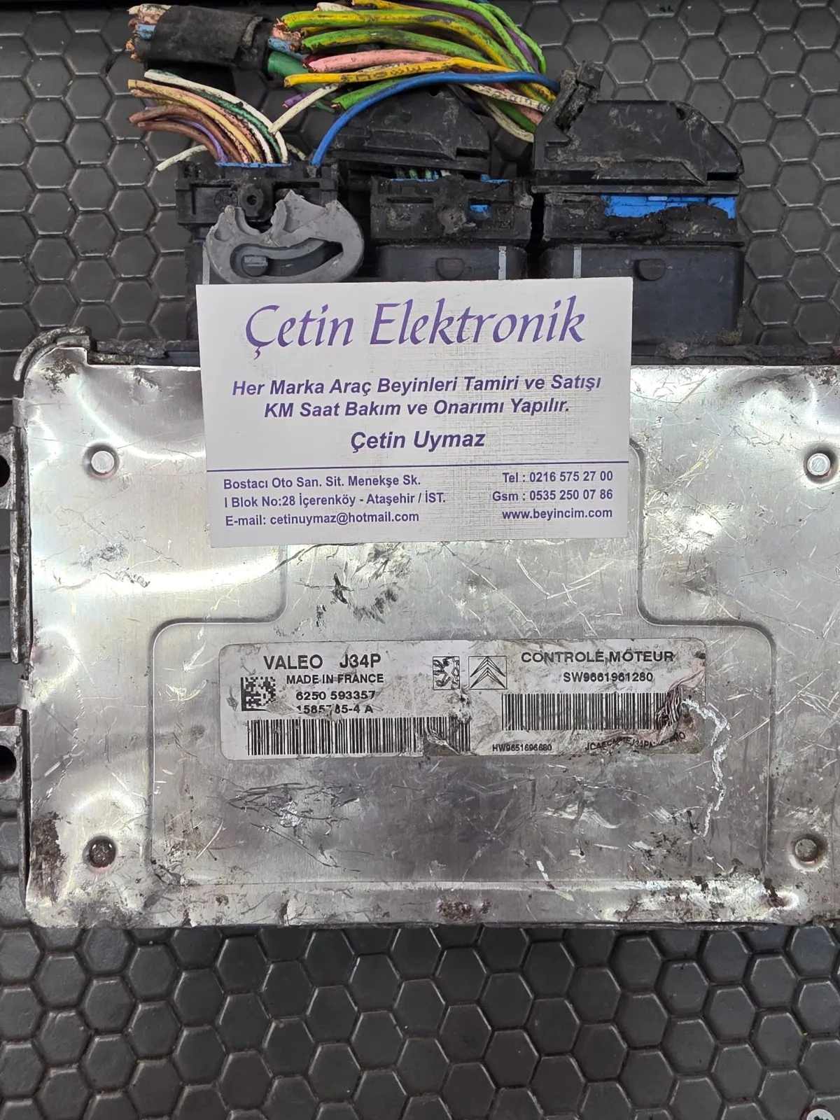 CİTROEN C2 C3 J34P MOTOR BEYNİ SW9661961280 / 21585785-4