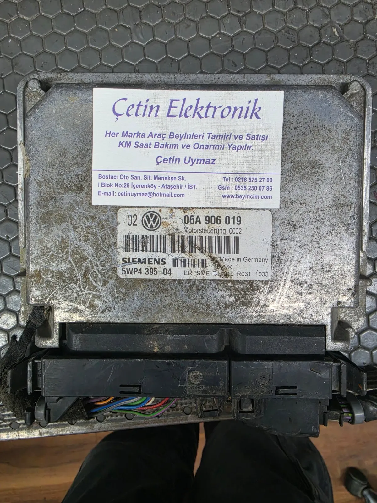 VOLKSWAGEN GOLF BORA 1.6 MOTOR BEYNİ 06A906019
