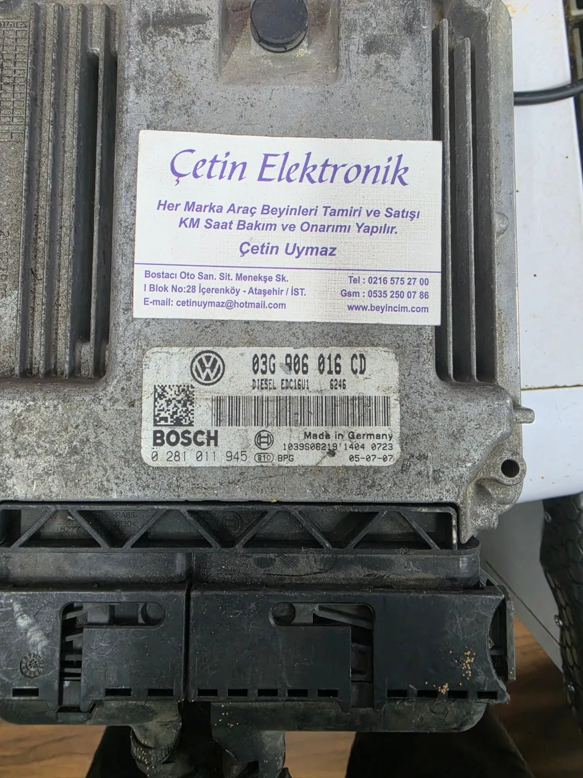 Volkswagen Golf Motor Beyni 0281011945 03G906016CD EDC16U1
